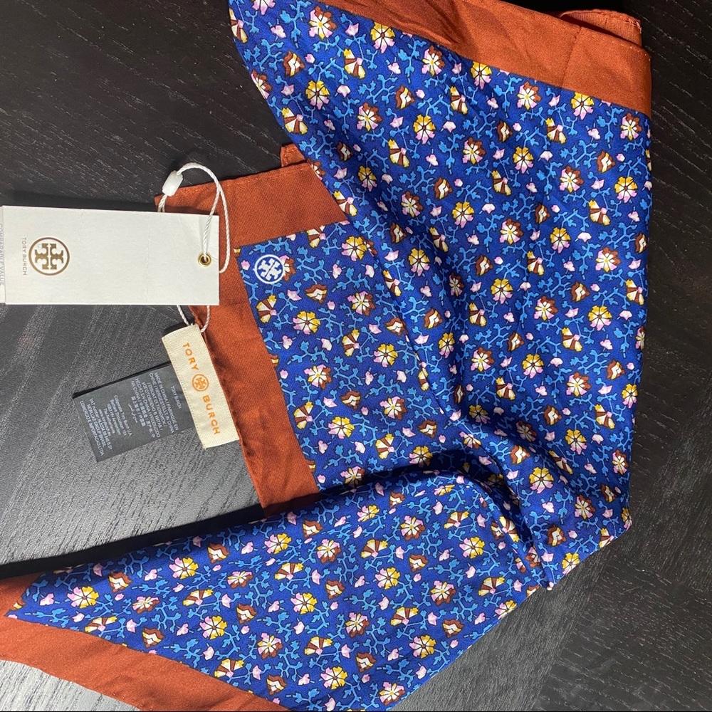 NWT Tory Burch Blueberry Square Scarf - Picture 2 of 6